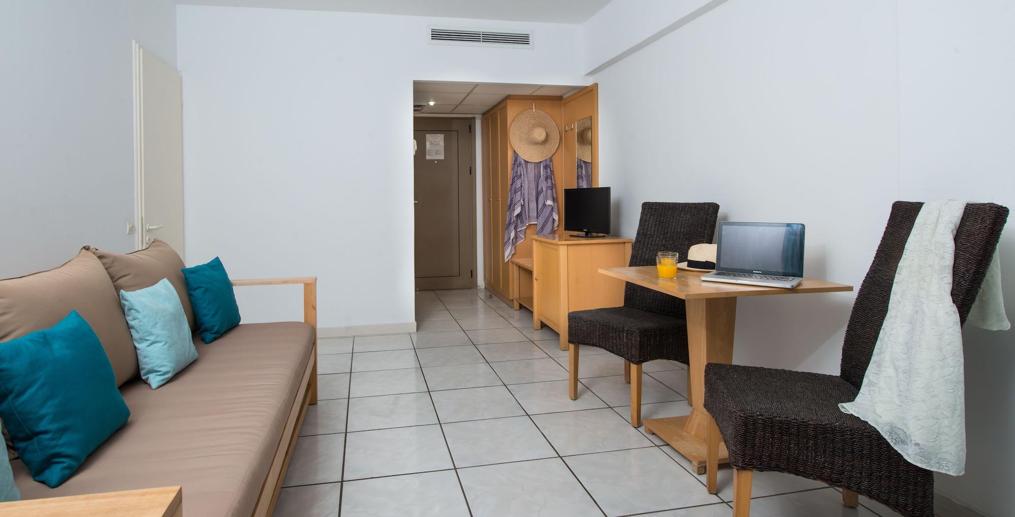 Bitzaro Palace Hotel Kalamákion Екстериор снимка
